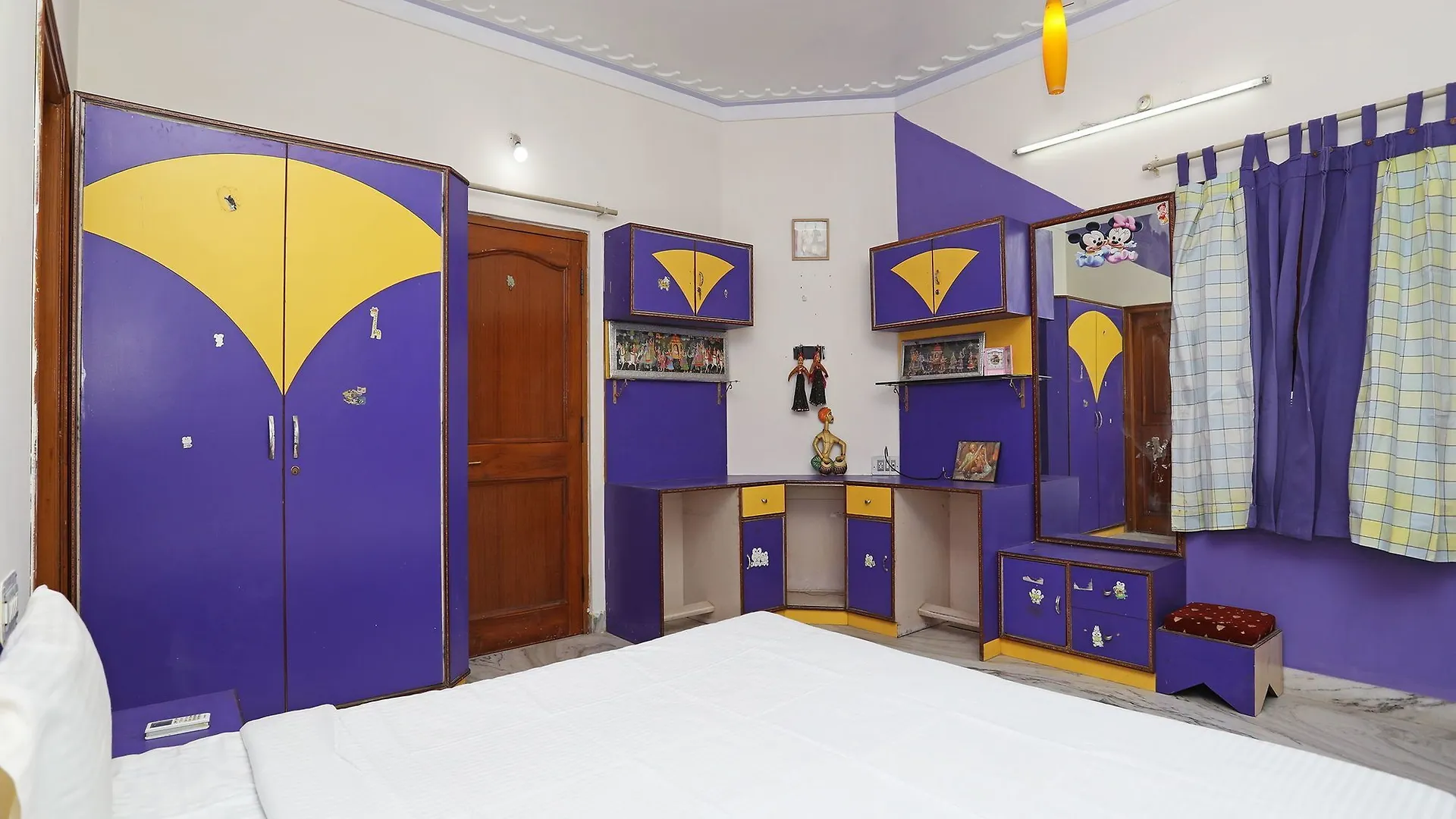 Oyo Home 9773 Classic 3Bhk Villa Near Goverdhan Lake Ουνταϊπούρ